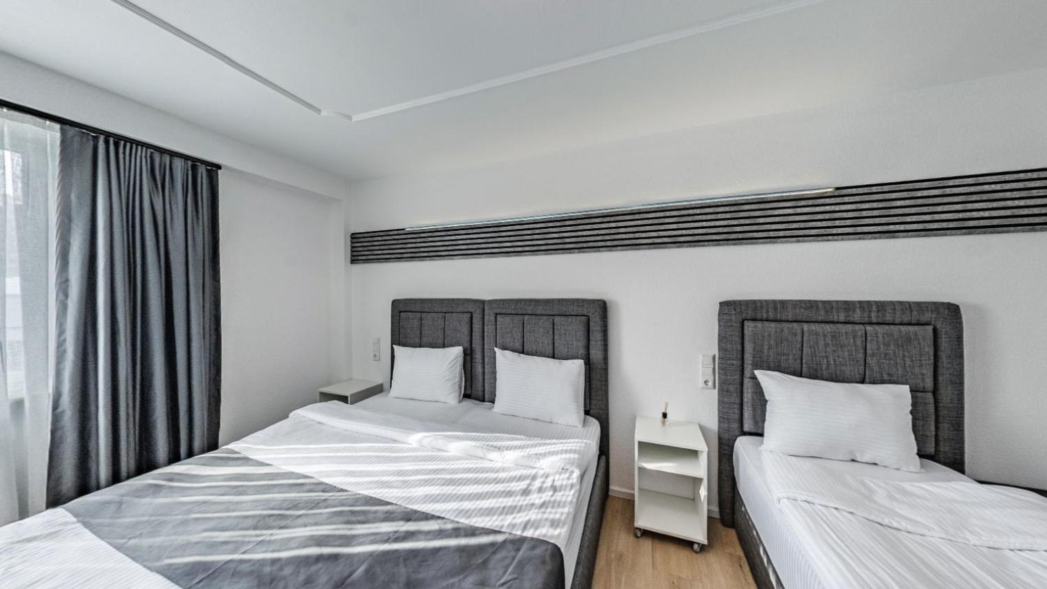 Dido Diamond Hotel Дітценбах Екстер'єр фото