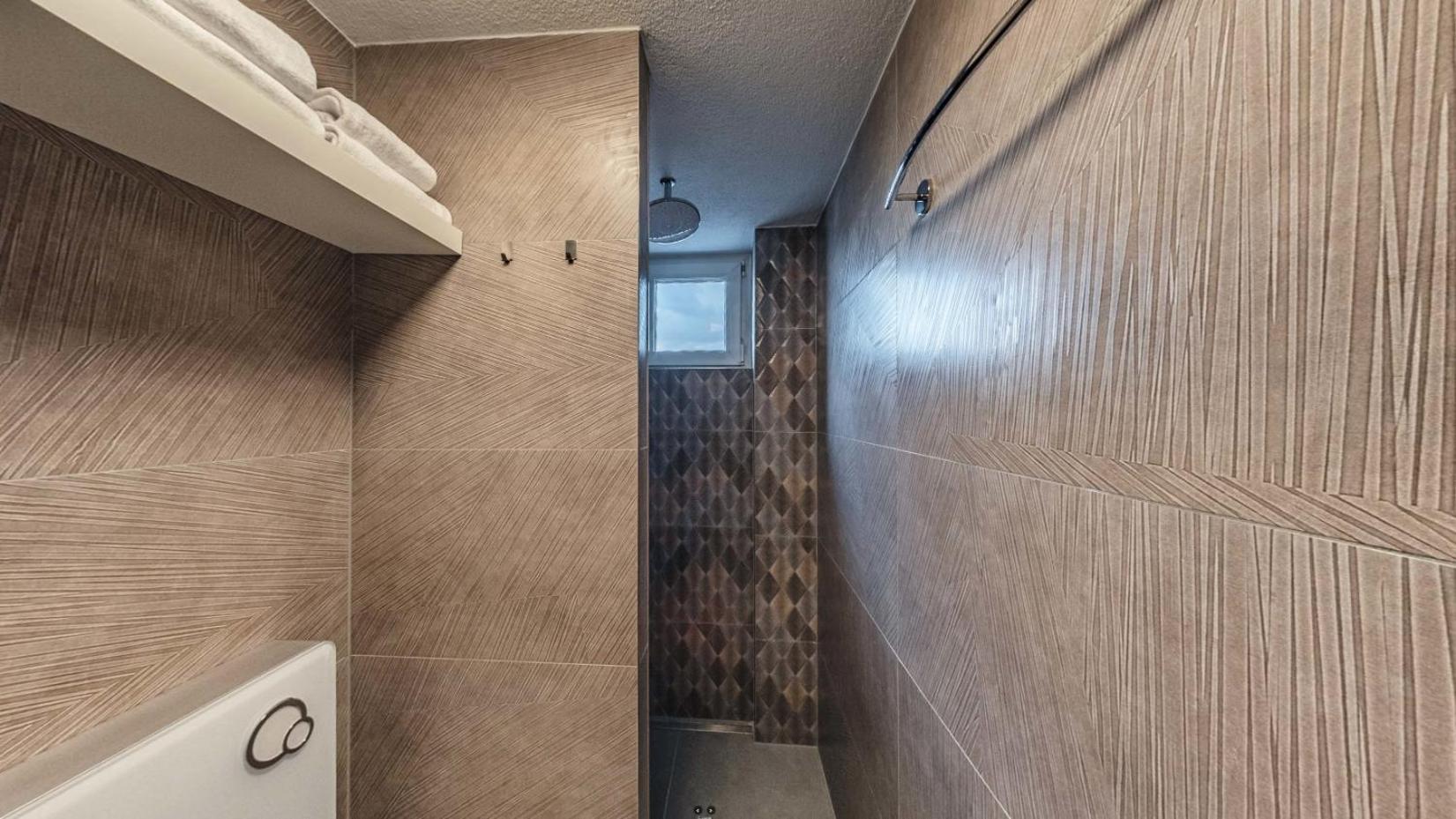 Dido Diamond Hotel Дітценбах Екстер'єр фото